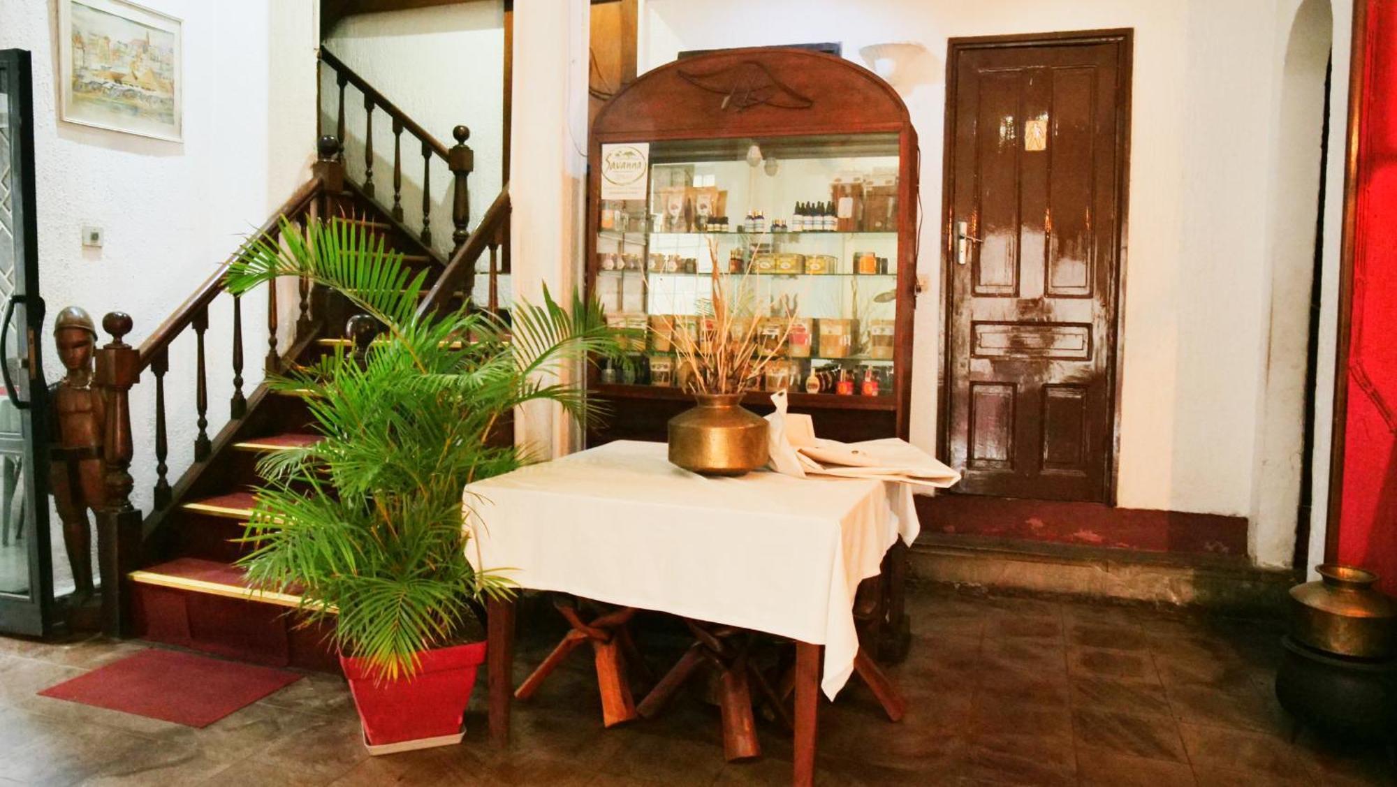 Radama Hotel 塔那那利佛 外观 照片